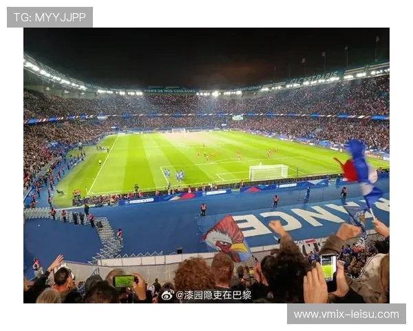 姆巴佩补时造点绝杀,王子公园球场沸腾致敬 姆巴佩补时造点绝杀,王子公园球场沸腾致敬