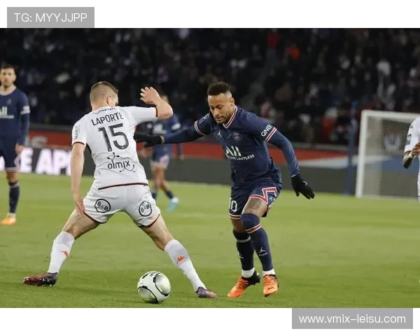 -从青训到一线队:洛里昂年轻后卫特奥·勒布里斯的成长之路- -从青训到一线队:洛里昂年轻后卫特奥·勒布里斯的成长之路-